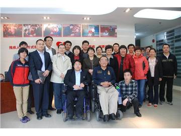 中国青基会理事会一行领导到访基金会