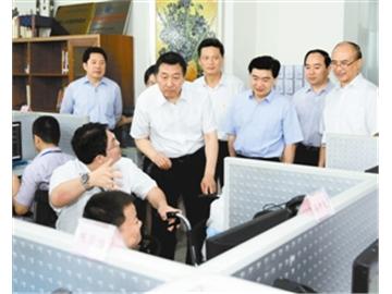 国务委员王勇调研残友社会建设创新