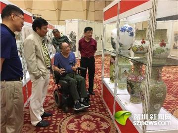 中国艺术品慈善拍卖会“开槌”首日字画拍卖人气火爆