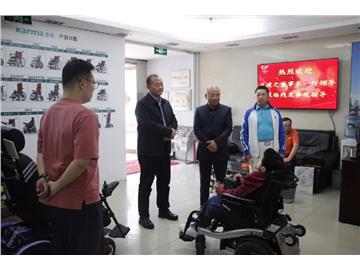 Mr. Lu Jianzhi, Chairman of the Board of Directors, and other leaders visited Canyou.