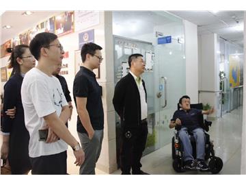 深圳市中通投资发展有限公司领导一行莅临残友集团参观交流