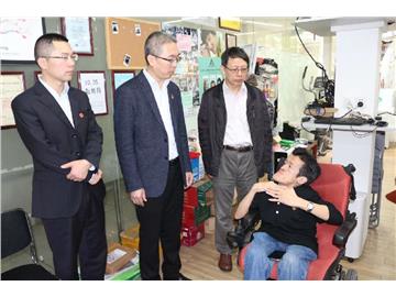 深圳市软件行业协会副理事长余江同志一行和交通银行深圳分行沙井支行行长梁见明同志一行造访残友